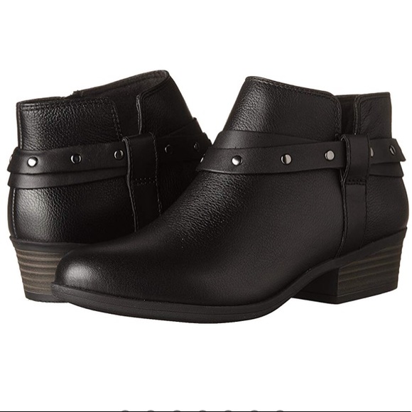 clarks addiy zoie booties